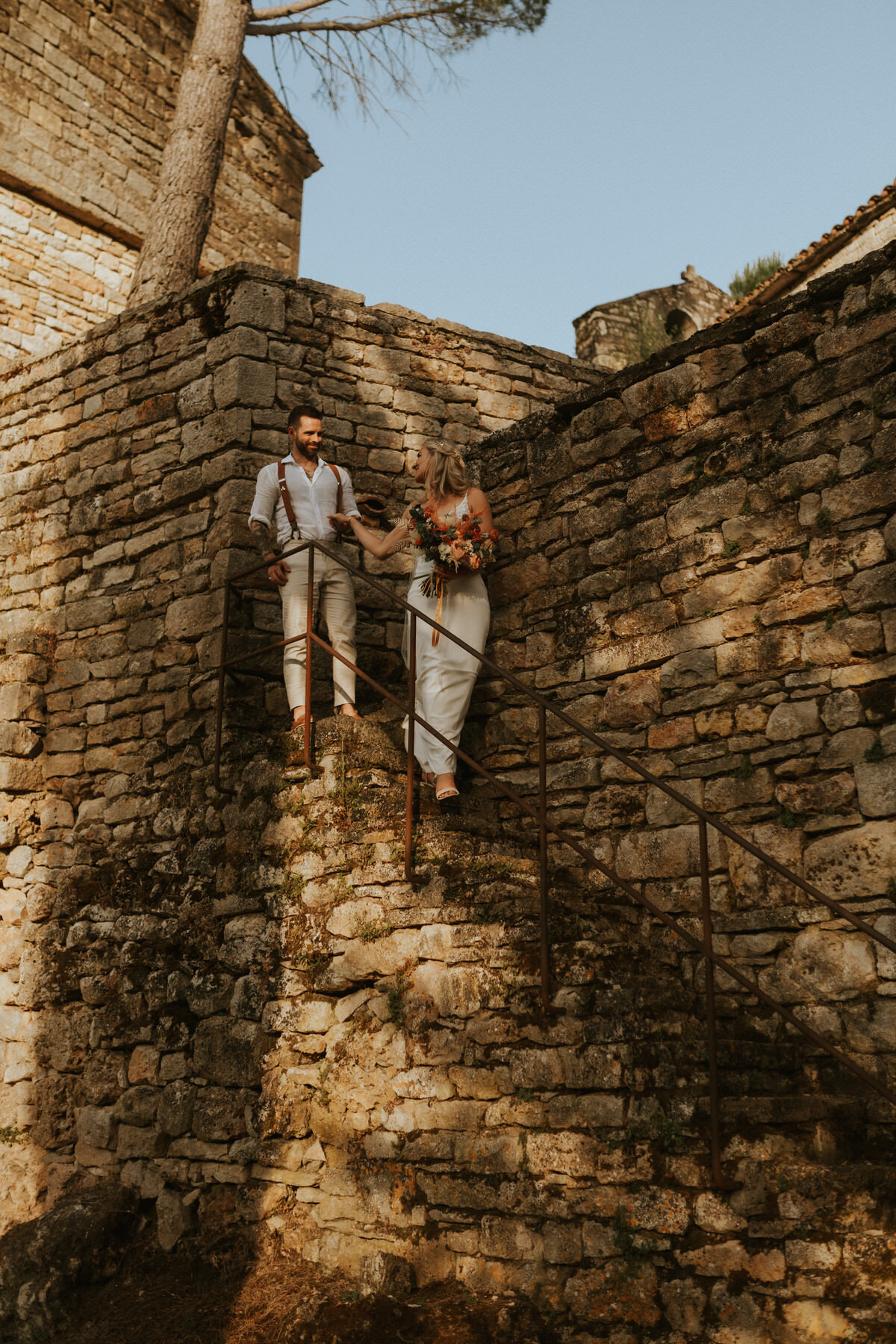 Kirstyandjames_chateaudecas_lauradeanphotography_dorsetweddingphotographer-1021-1