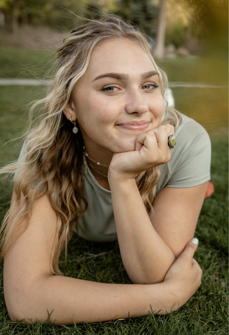 Andie Senior 4
