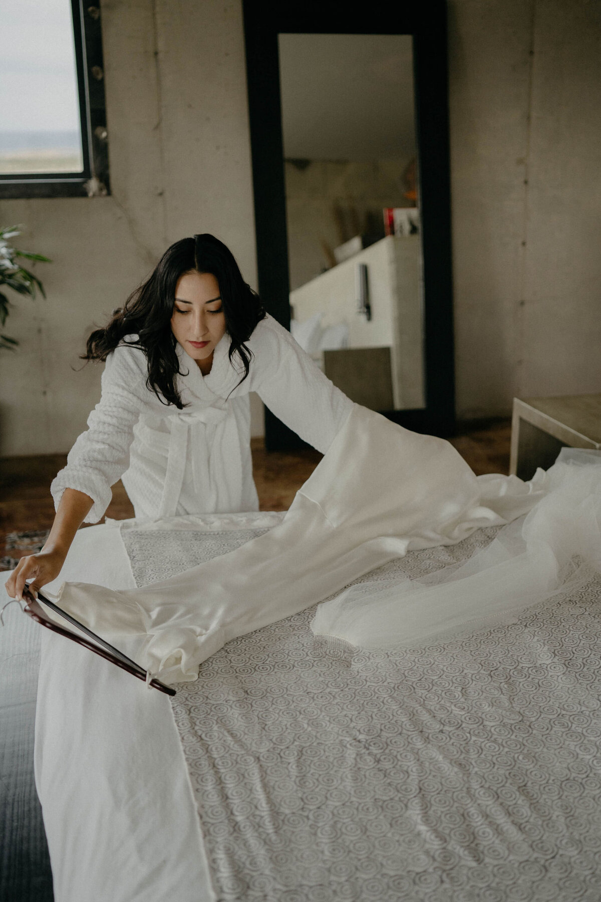 Josh+ElianaGettingReady-174