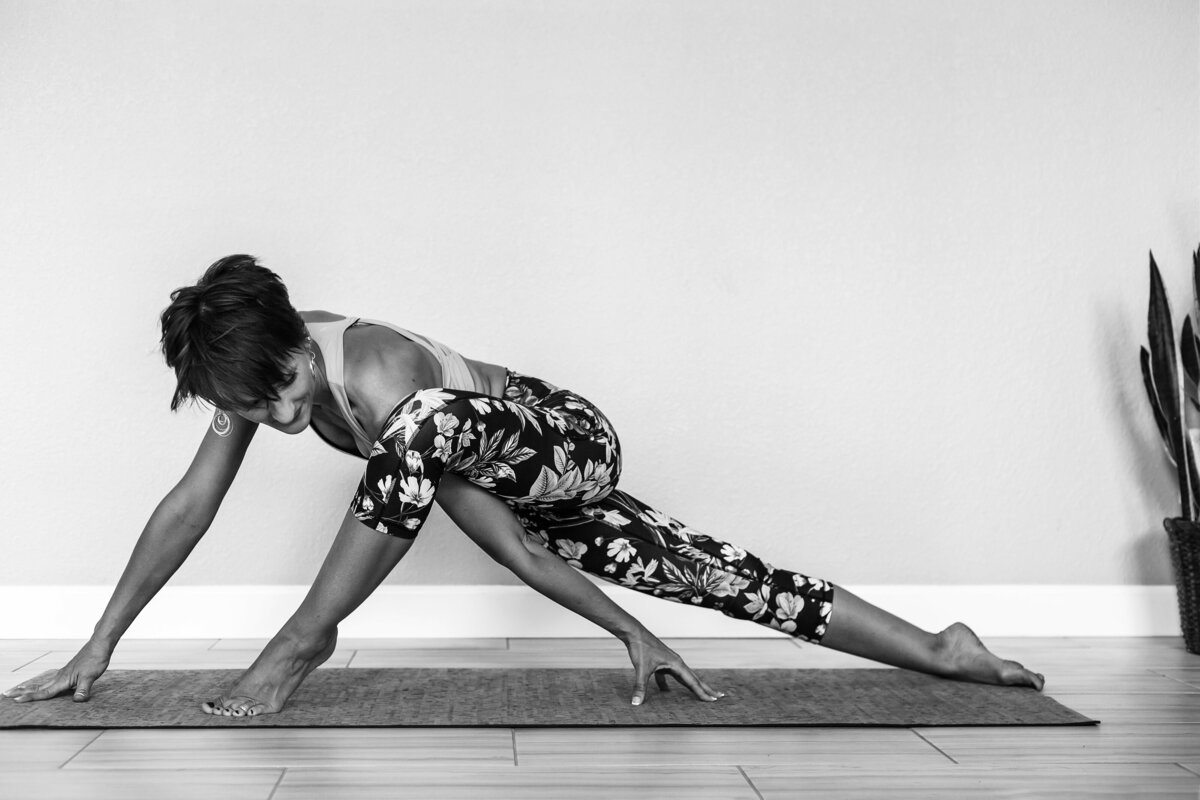 LAP_HillaryHall-Yoga_0016