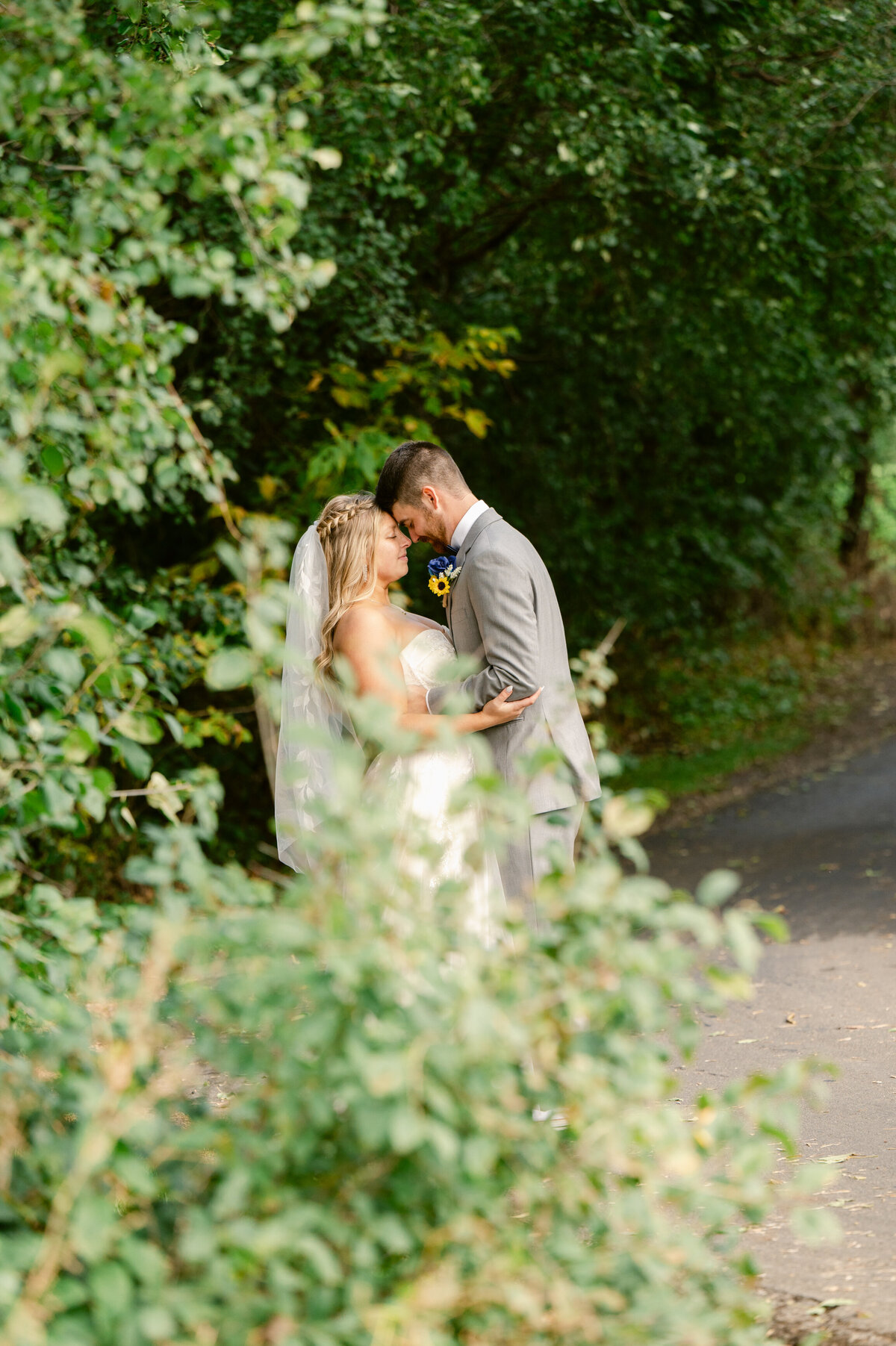 4301-Engagement Photography Nicole Hollenkamp St Cloud MN Central MN