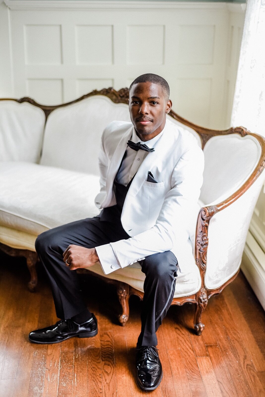 groom-portrait