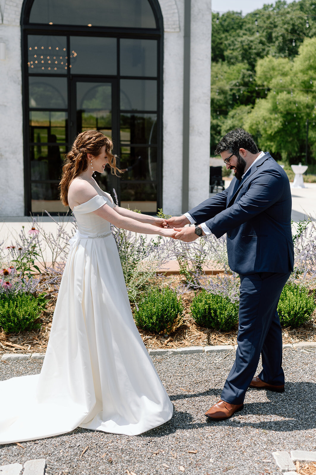 bride and groom at their first look at their wedding in Chattanooga tennessee