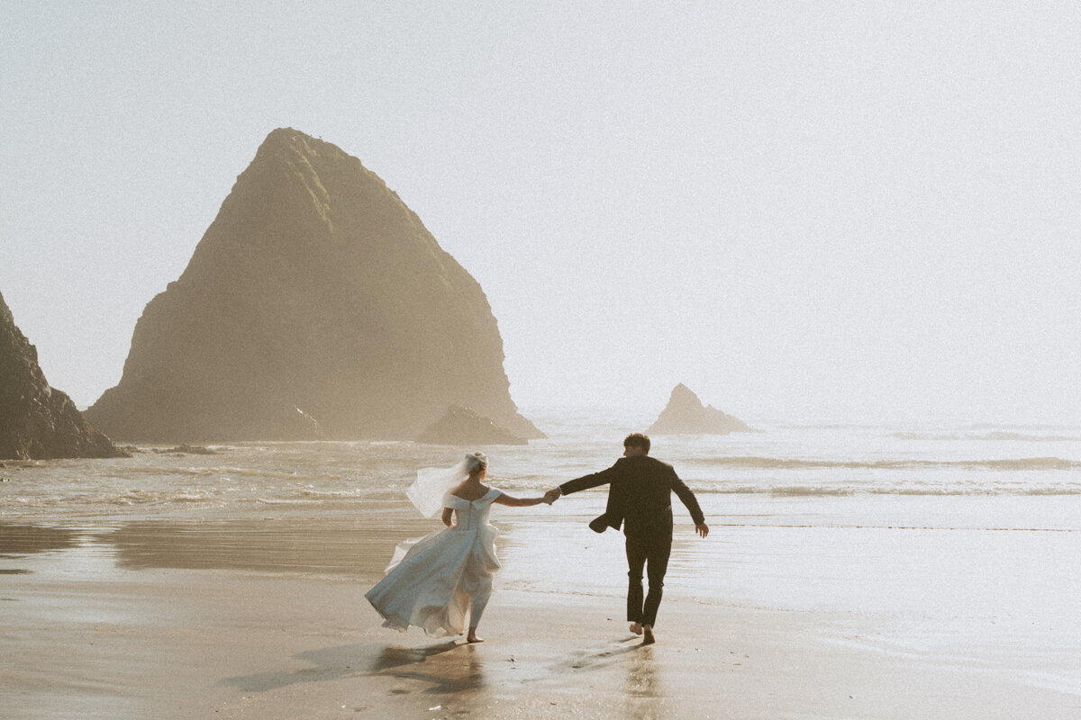 Emily-Noelle-Photography-Elopement-Cannon-Beach-Oregon-09874