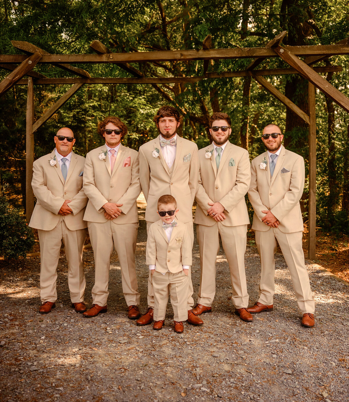 Golden Clover - The Paynes - Bridal Party Portraits-116.2 copy