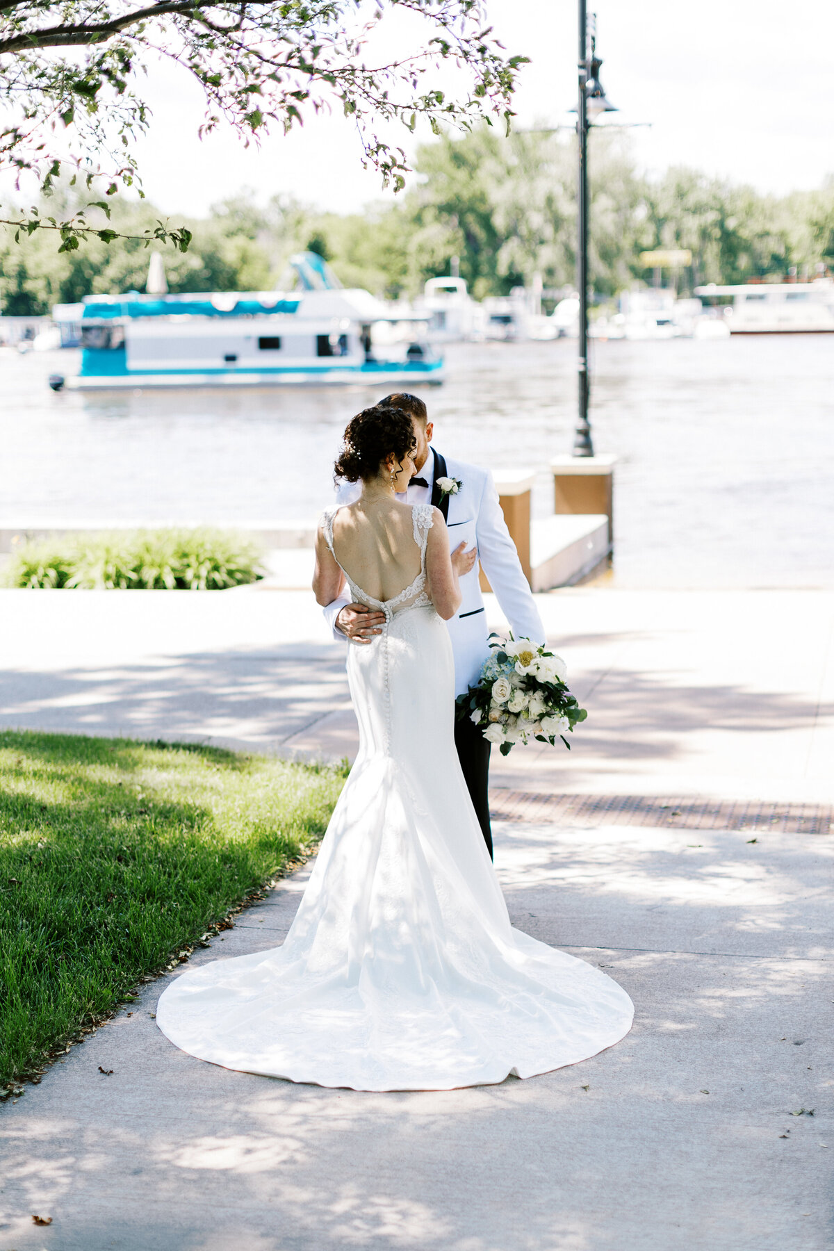 Minneapolis wedding photography