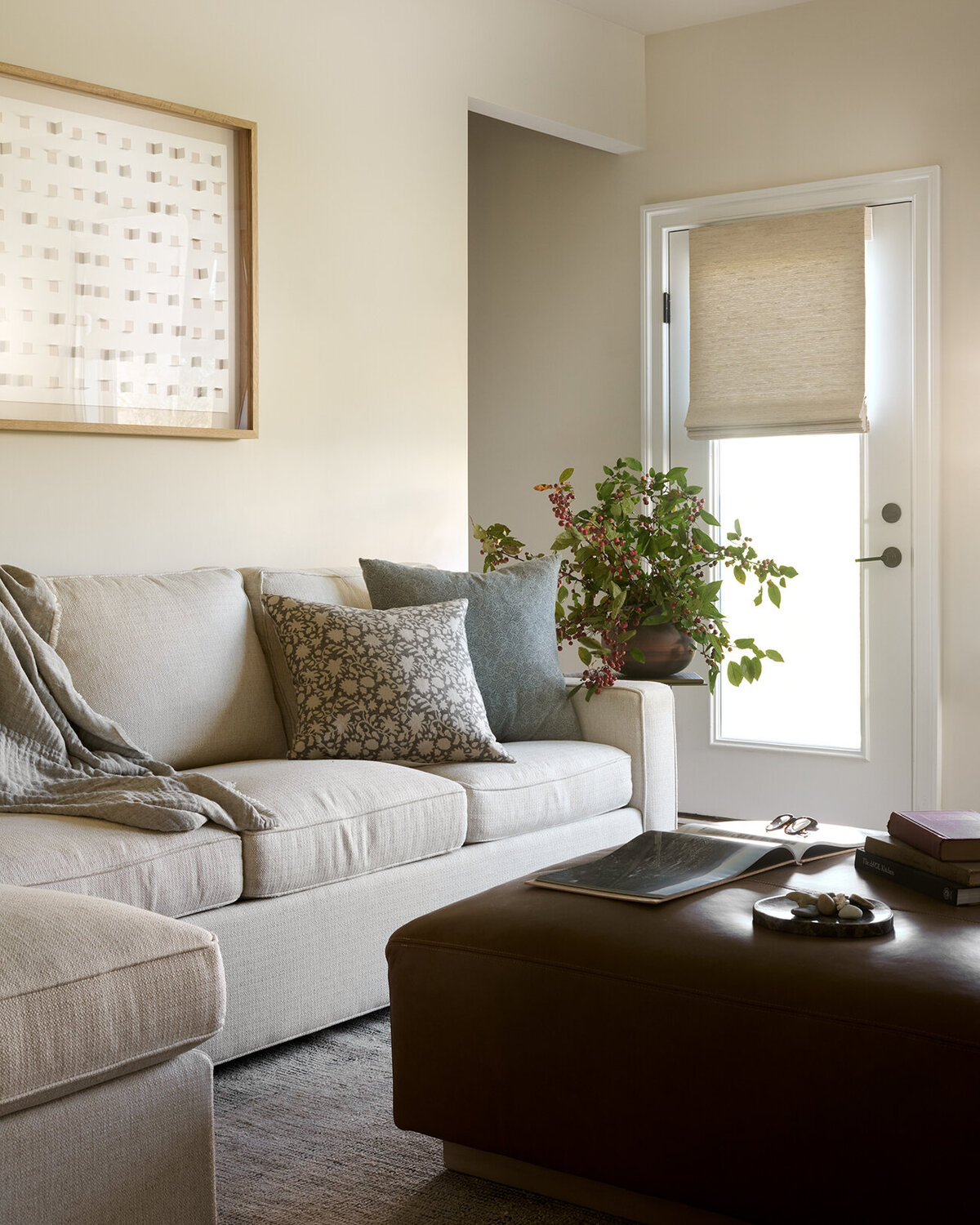 victoria_lores_living_02_v2