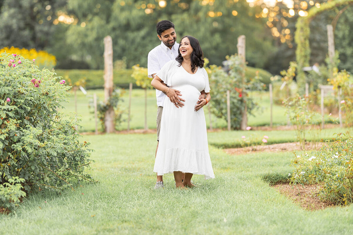 rose-garden-maternity-session-connecticut-17