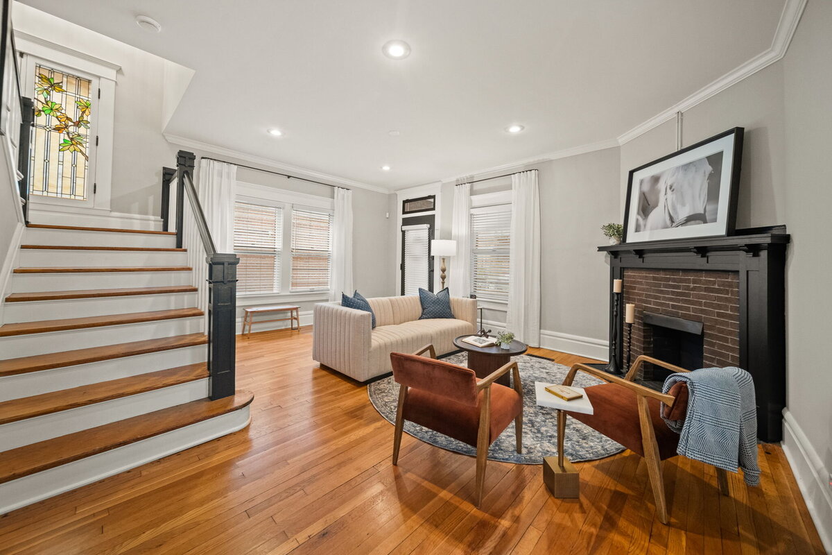 38-web-or-mls-A7406416