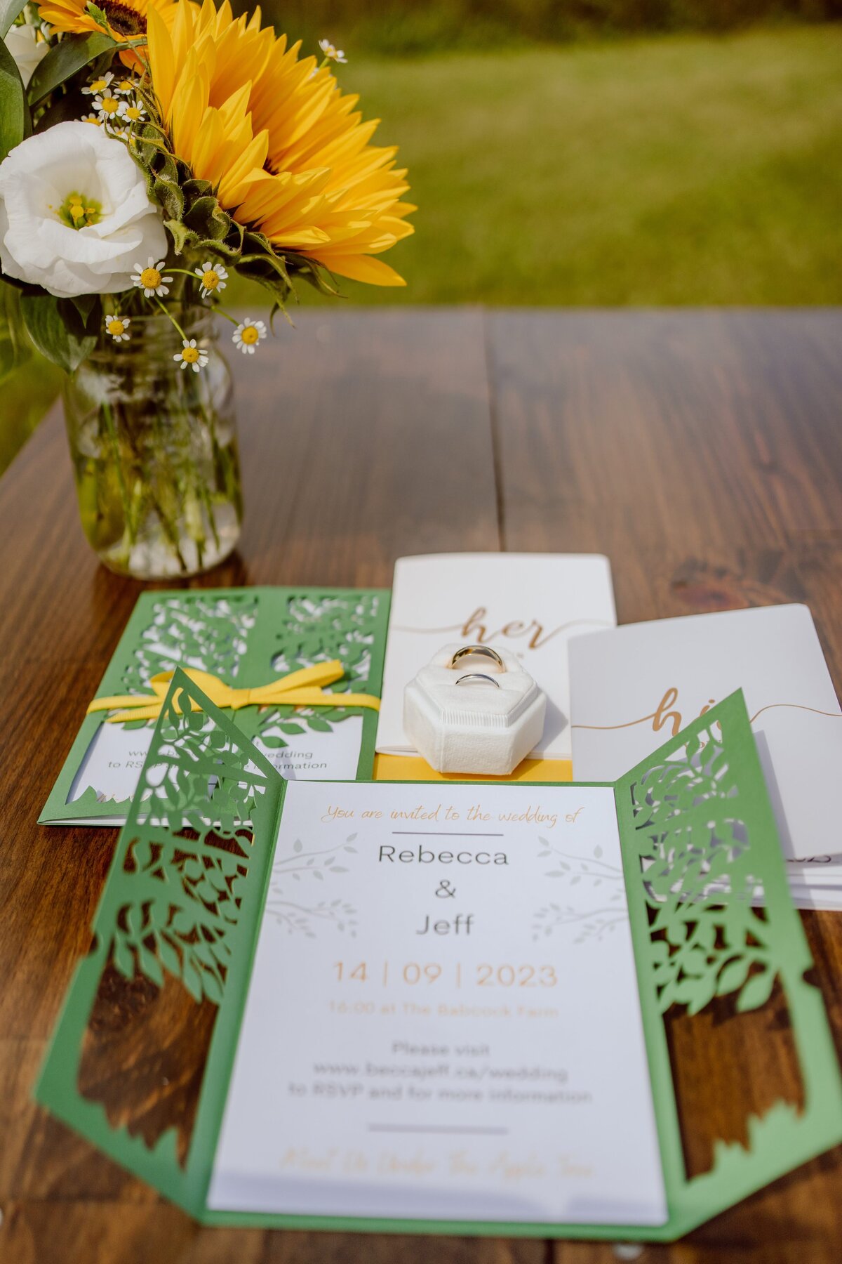 R&J Wedding Flowers by Mapleton Acres10