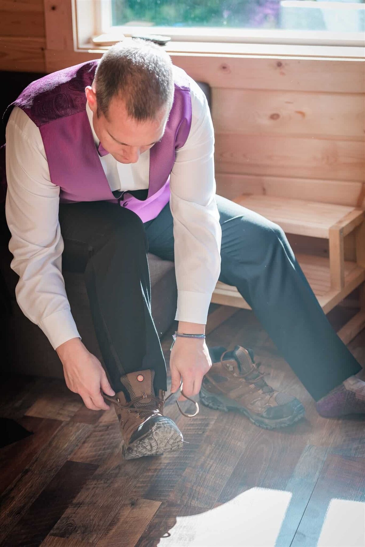destination-elopement-photographer-and-planner-and-photographer-for-bespoke-intimate-weddings-in-alaska-2Soul-and-Sky-Weddings-Soul-and-Sky-Weddings 22