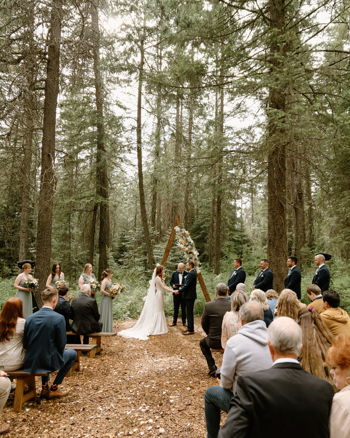 wild_rabbits_farm_spokane_washington_june_wedding_05