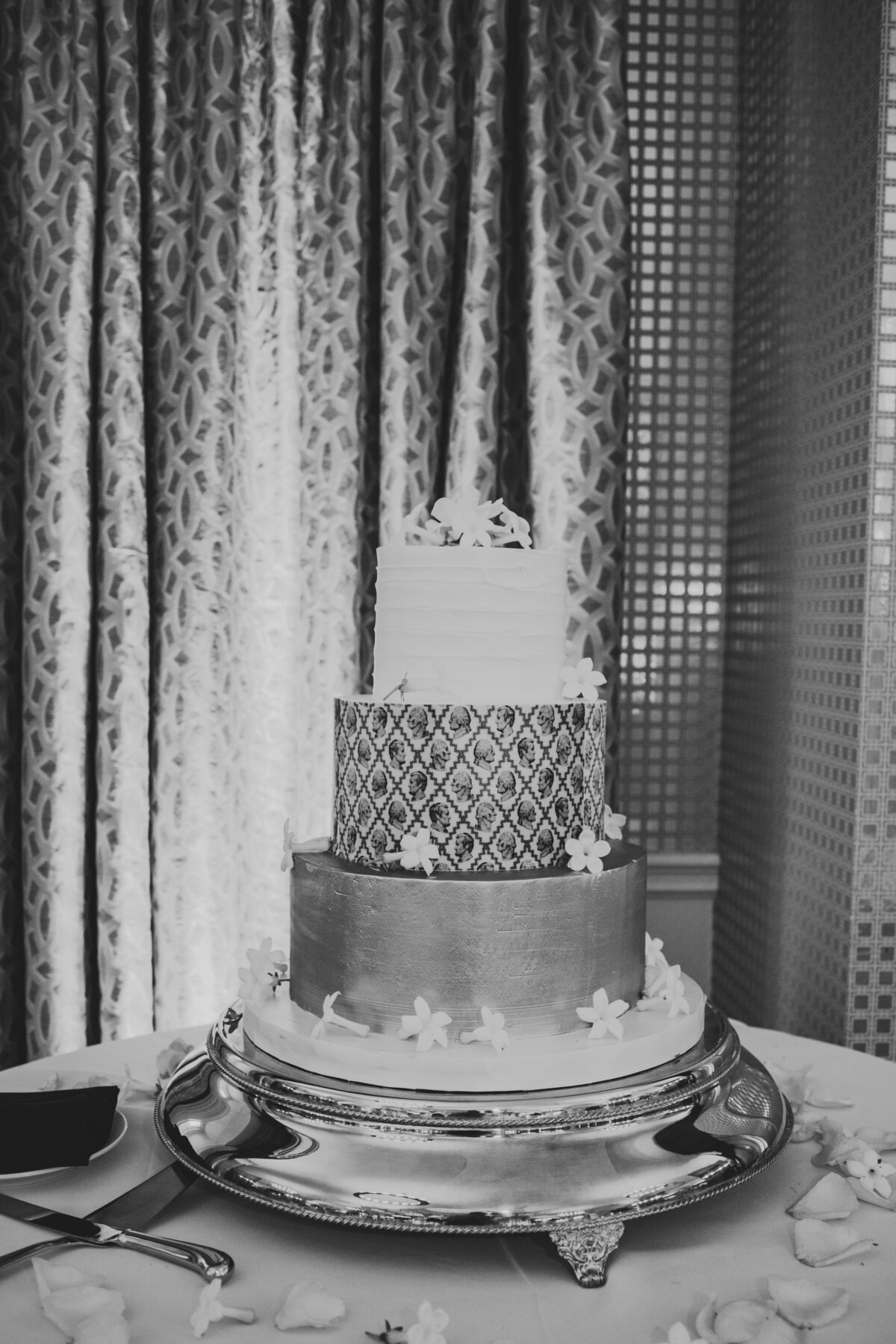 fun and relaxed wedding photographers in northern virginia
