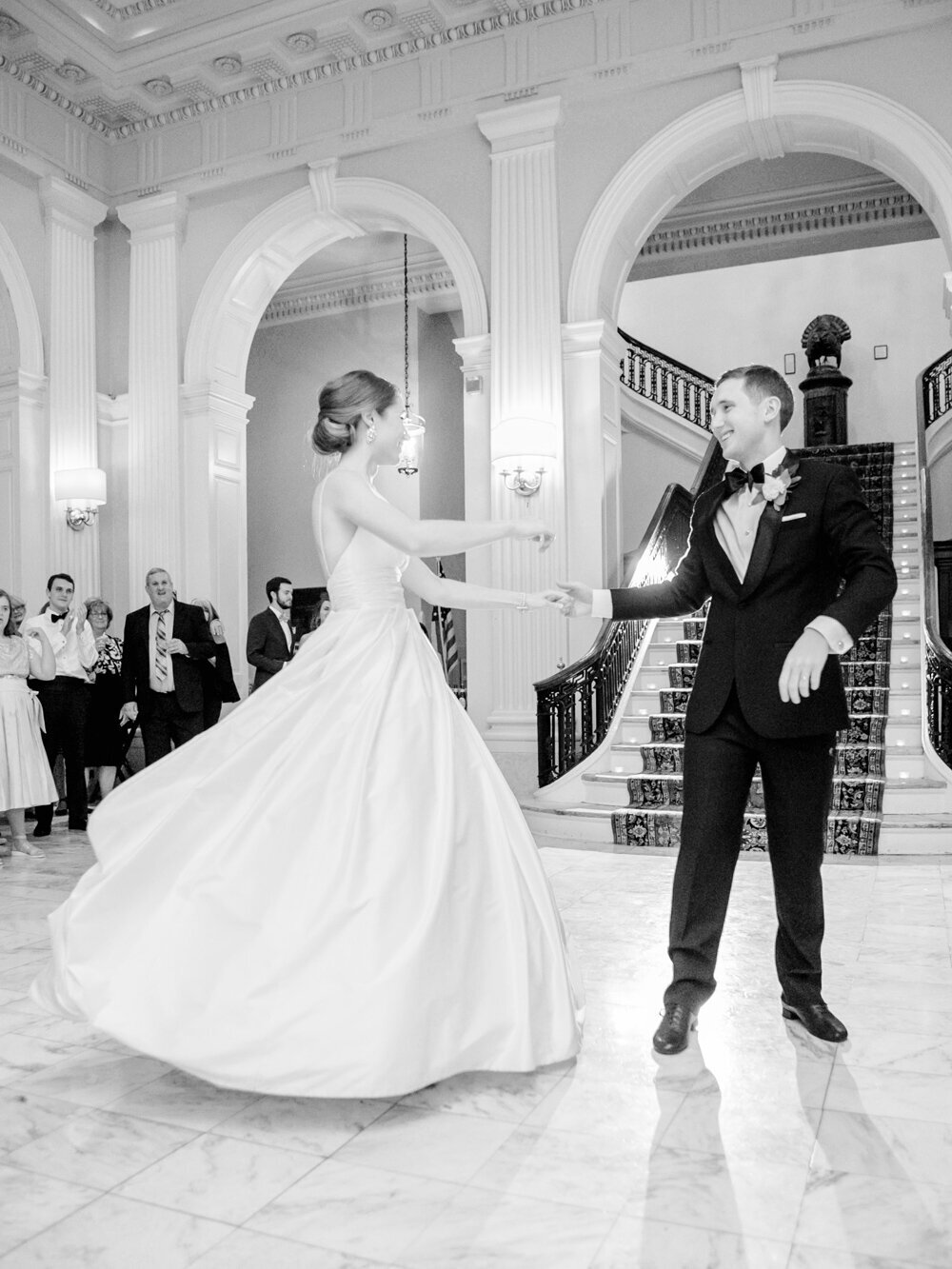 059-Emily-Wren-Photography-elegant-Philadelphia-racquet-club-wedding