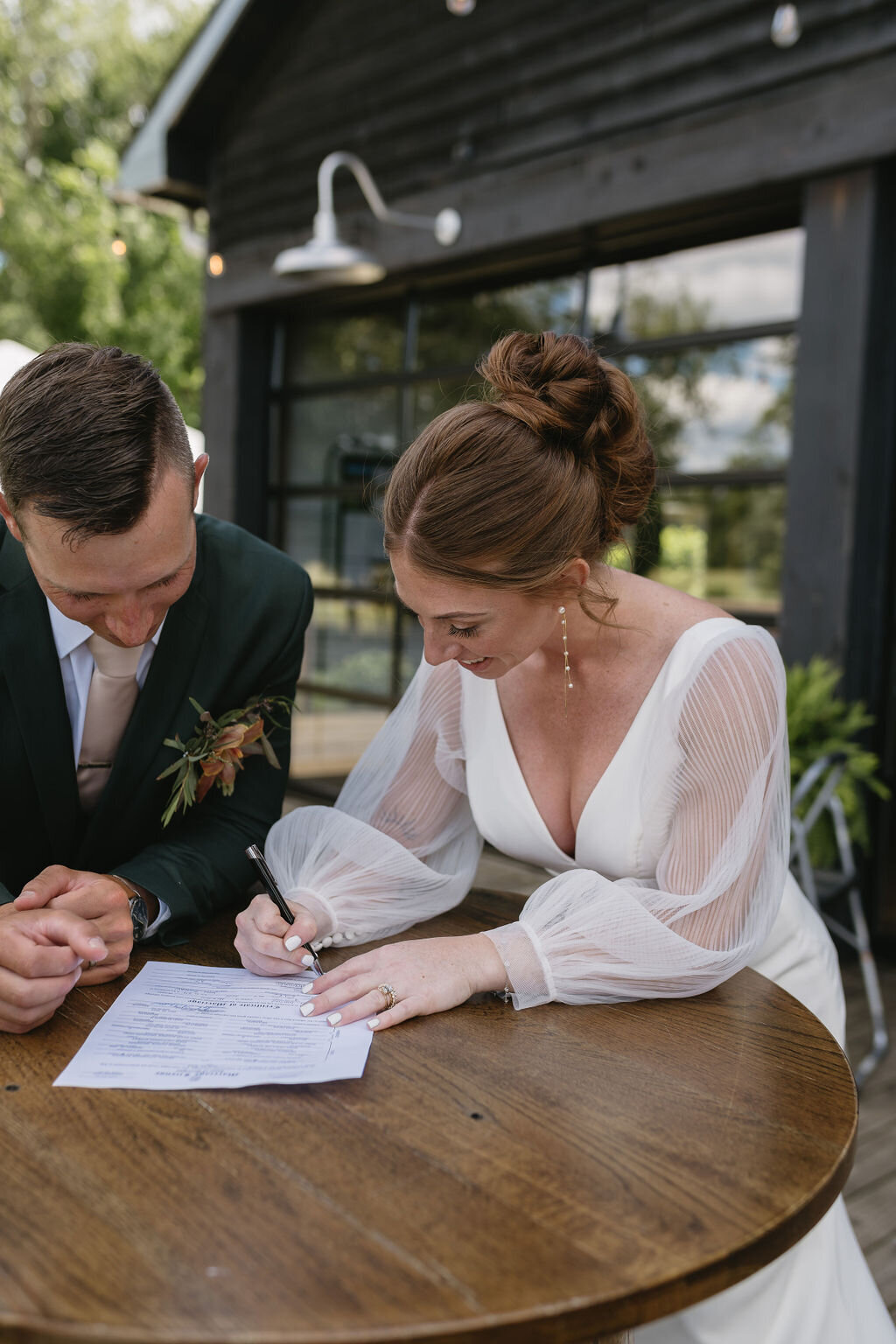 Michigan-Vineyard-Wedding (29)