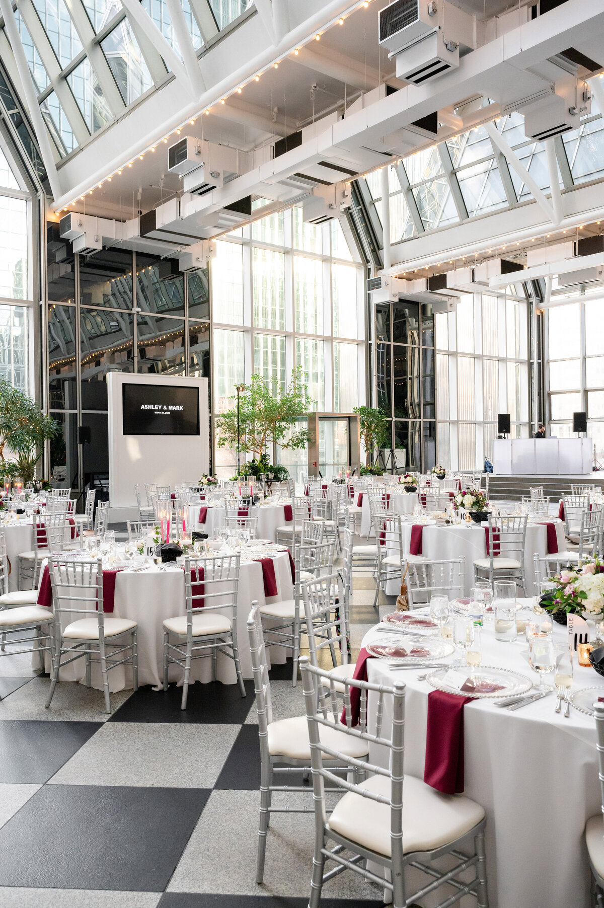 pittsburgh wedding venue wintergarden ppg place setup for a reception