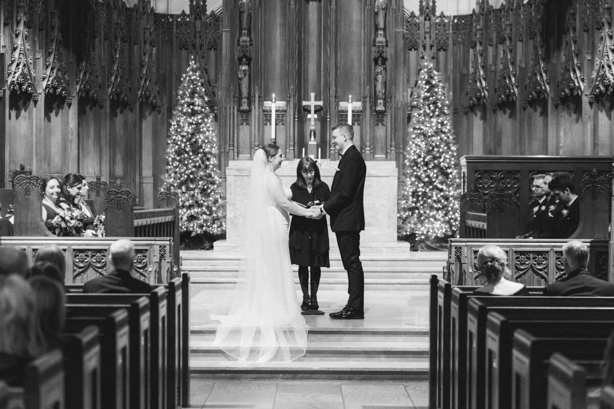 heinz-chapel-wedding-ceremony