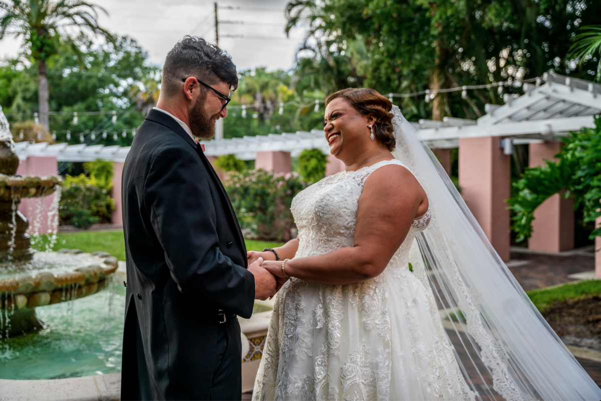 maddness-photo-vinoy-elopement-stpete-florida-chantilly-chic-celebrations-10