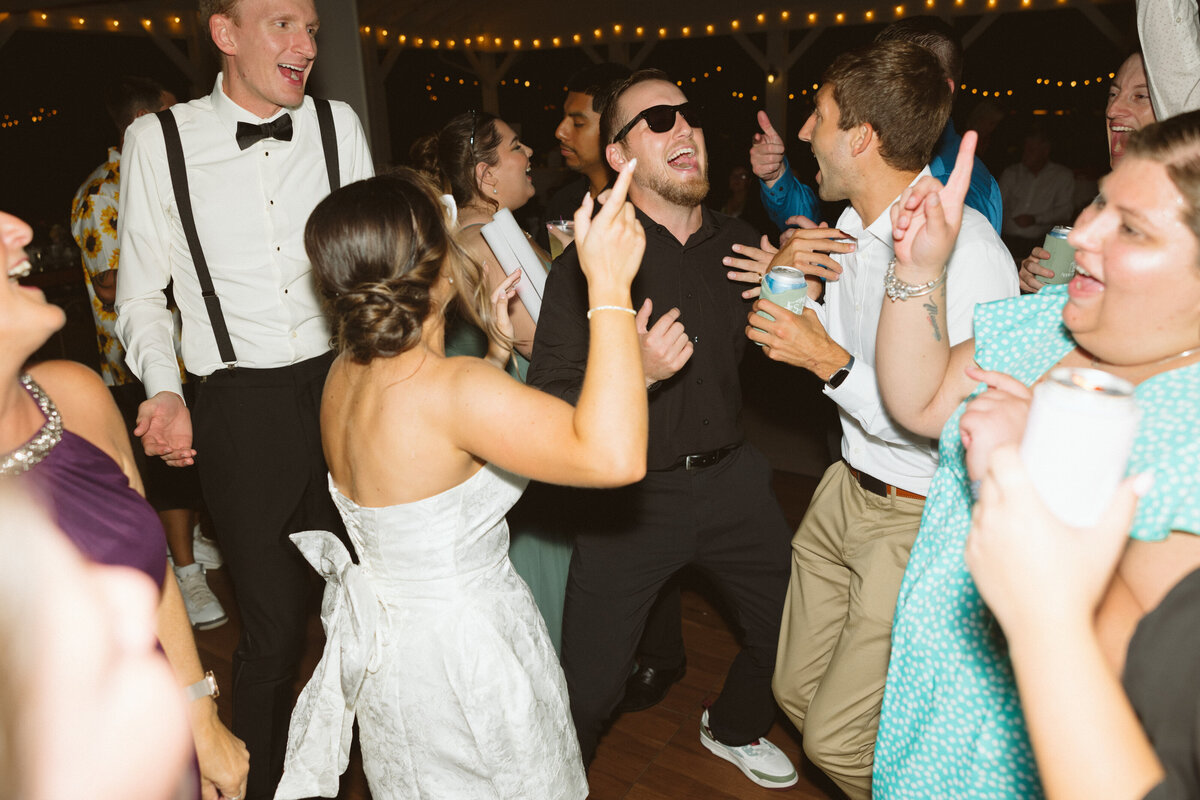 Oak-Hill-Farms-Illinois-Wedding-10