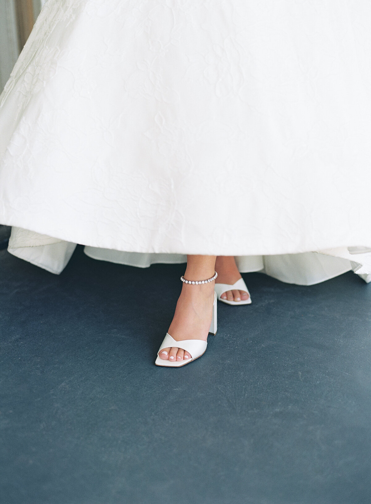 Lowndes_grove_destination_fall_wedding_kailee_dimeglio_photography-Lowndes_grove_destination_fall_wedding_kailee_dimeglio_photography-31