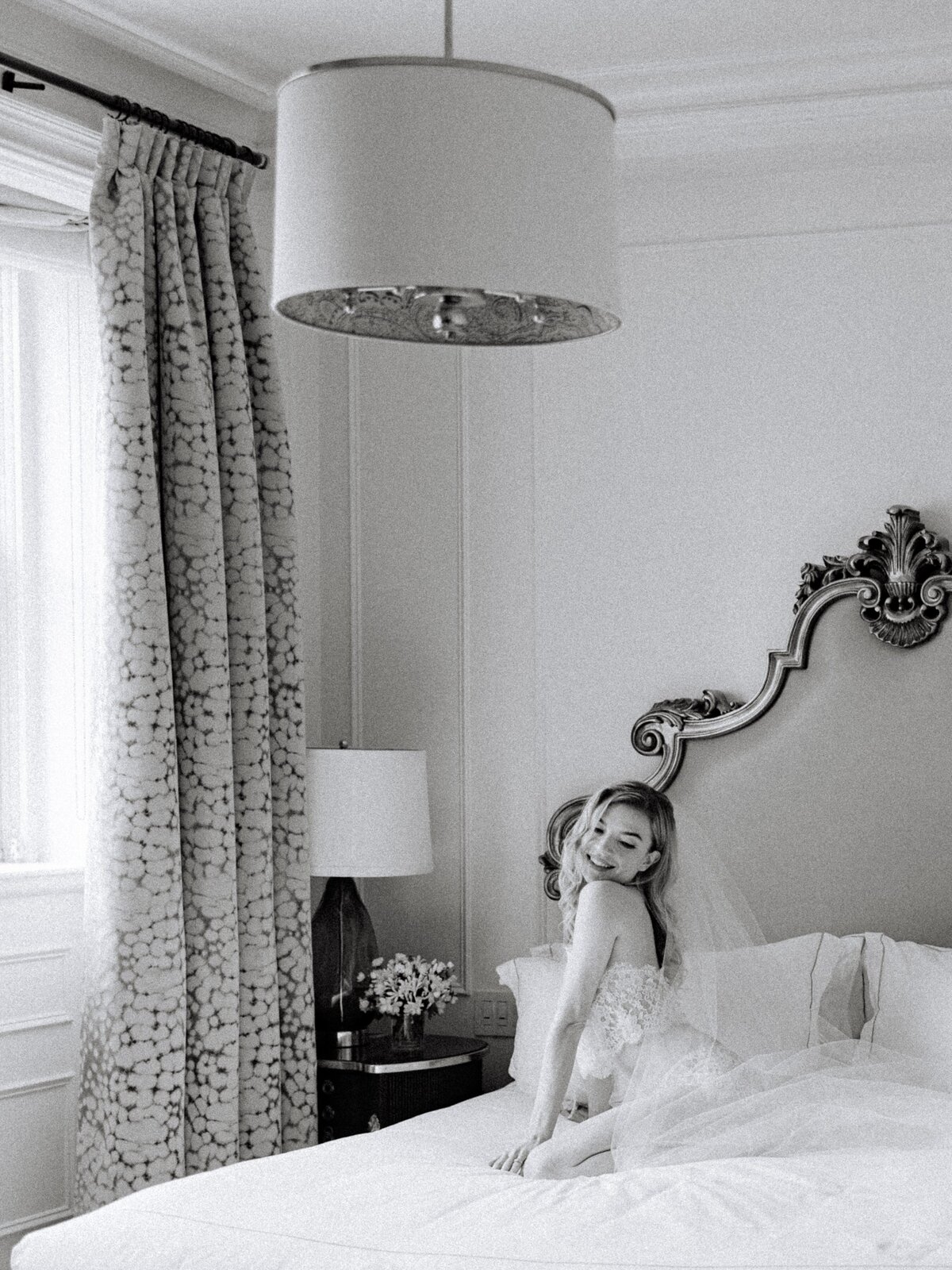 bridal boudoir portraits at the plaza-1