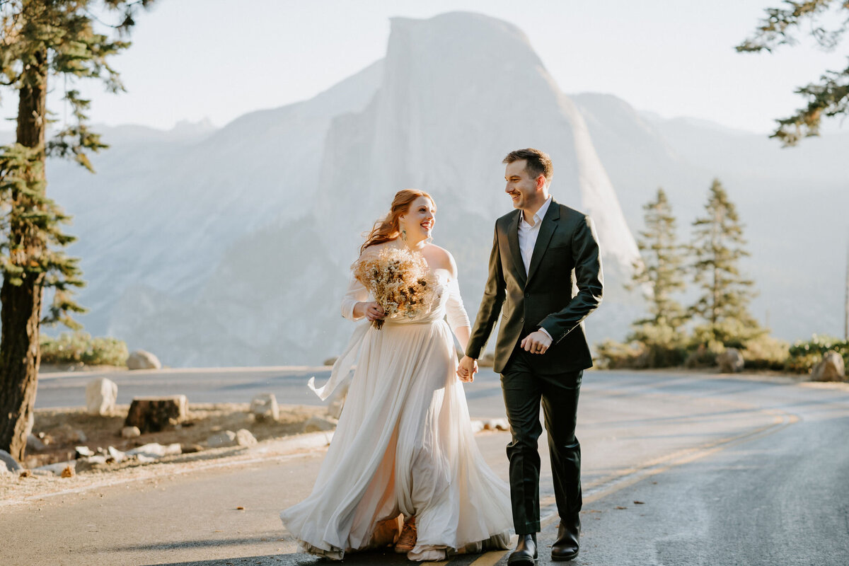 91_Yosemite_Elopement_Wedding_2400_ChristinaPerhacPhotography_DSC07901