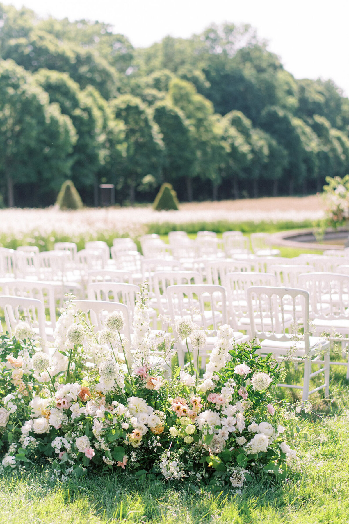 Maïlys Fortune Photography Husband Wife Wedding Weddings Photography France Switzerland Italy Timeless Dreamy Imagery Bilingual French English Destination Weddings Destination Wedding Provence French Riviera Paris Lake Como Tuscany64