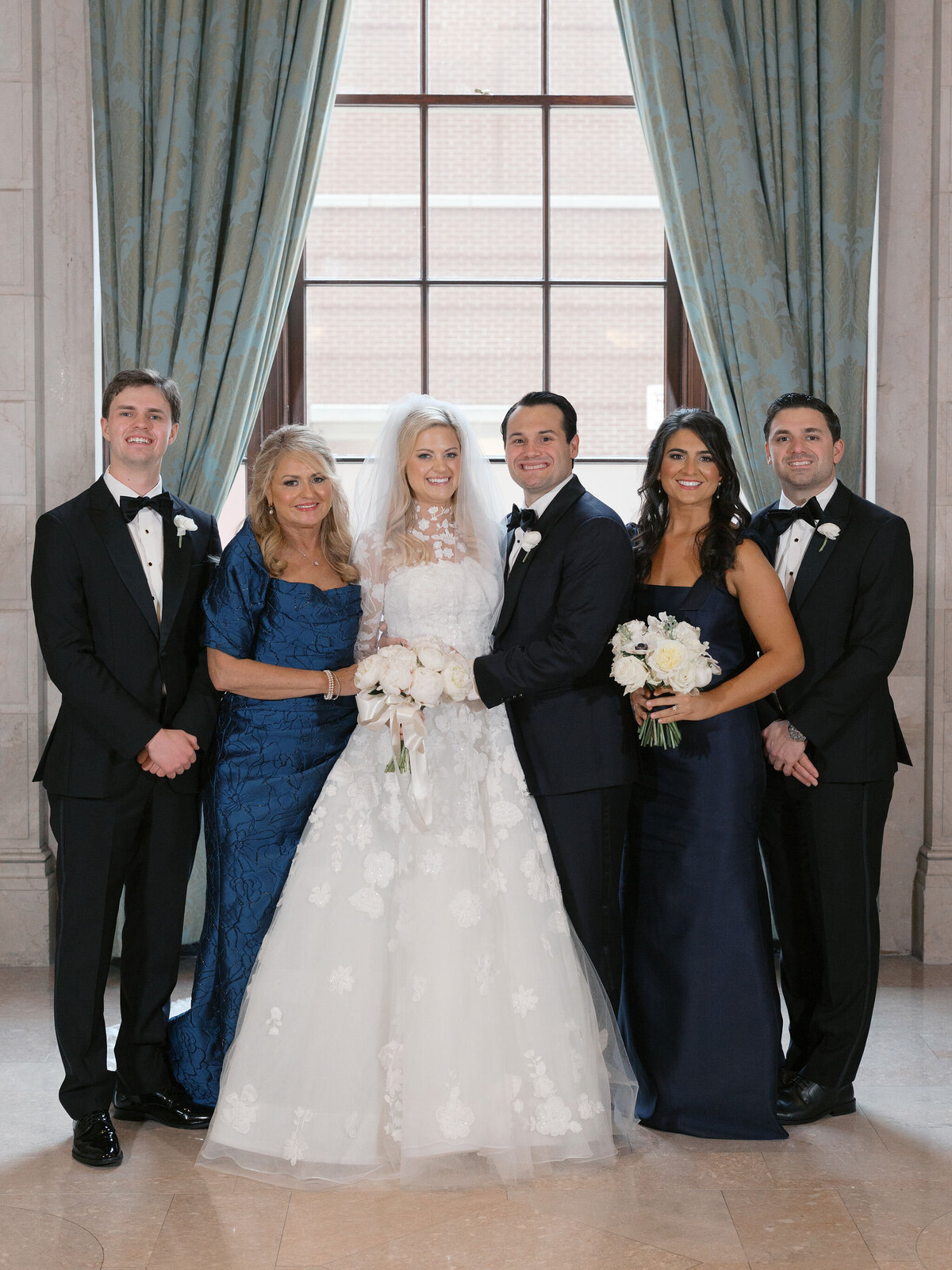 sarahharvey_ditostoweddingpreview414408