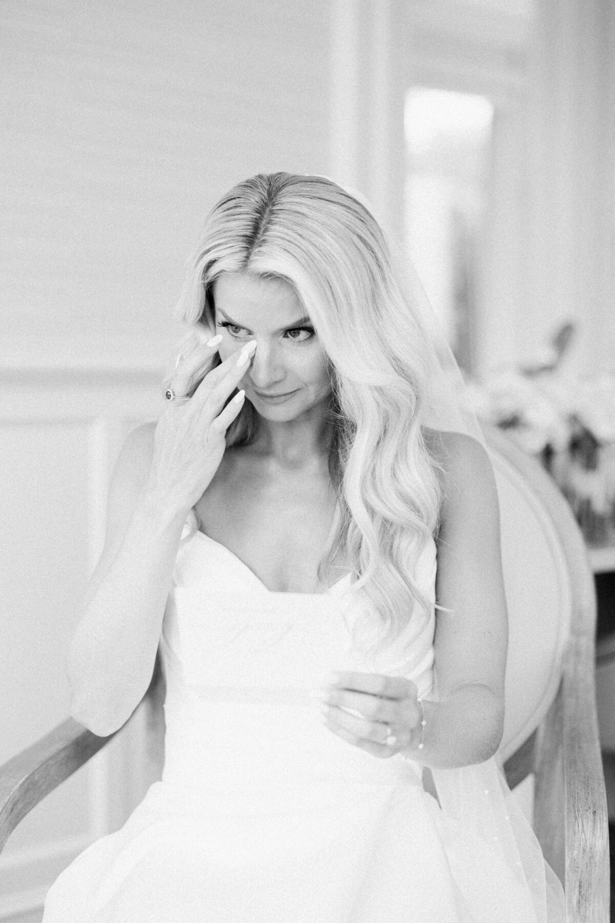Molly Sue Photography Wedding at The Mill Lakeside Manor13