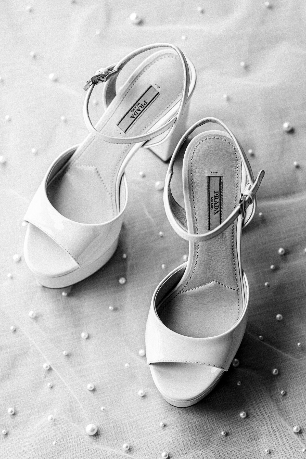 Elizabeth + Erik  Bridal Details-24