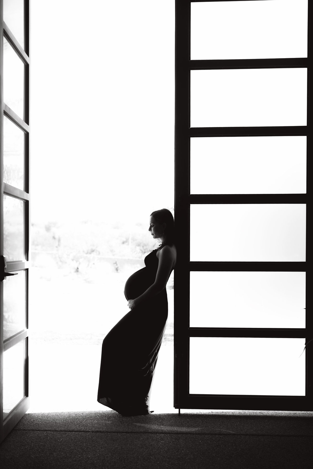 25 On Location Maternity