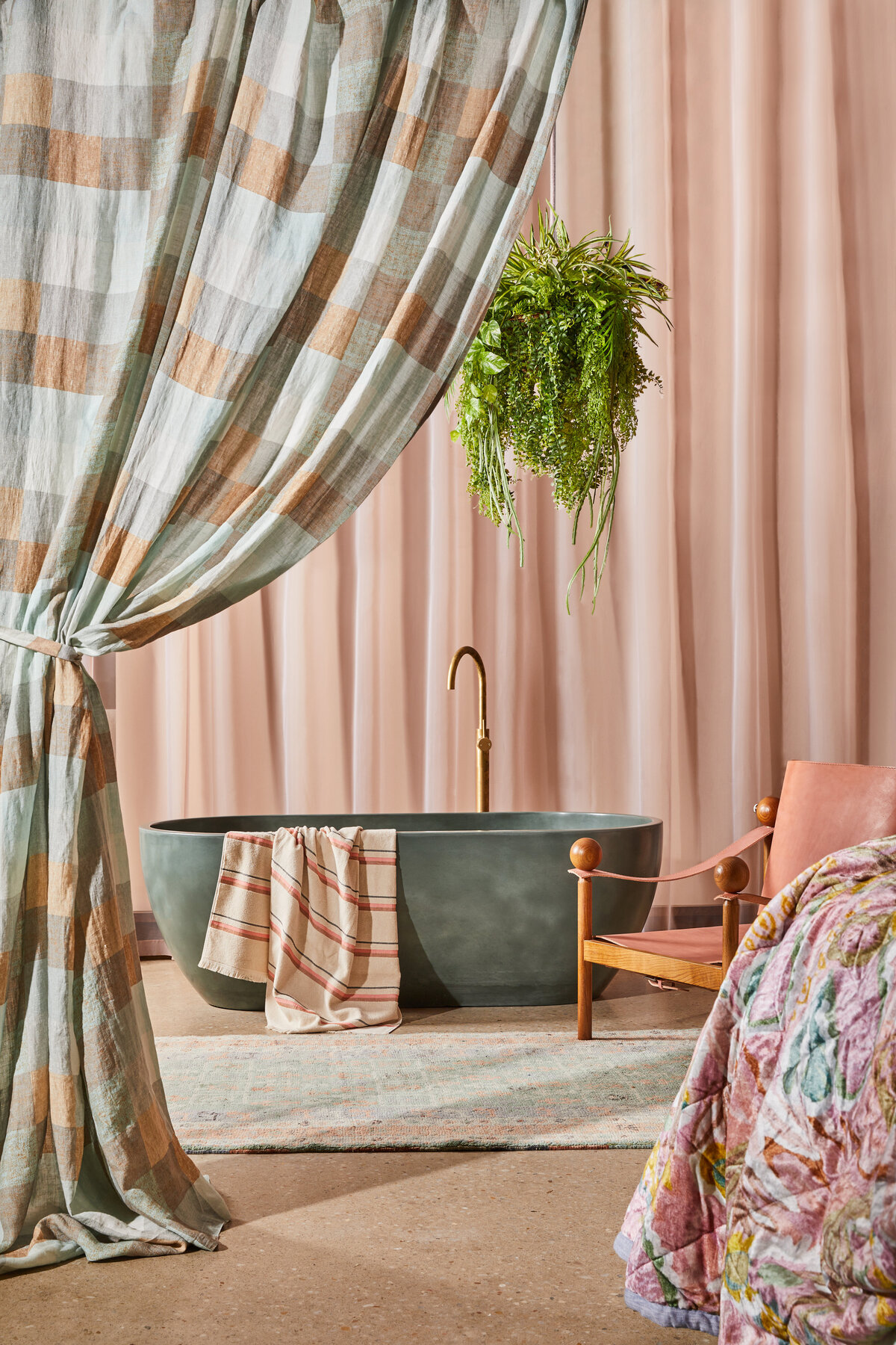 Greenhouse interiors bath styling