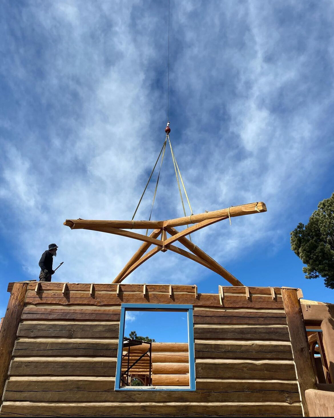 Dependable truss installation by Mountainside Crane Service for Colorado Foothills