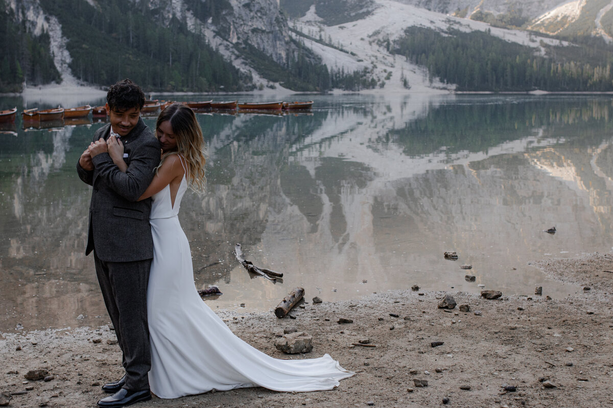 Elegant elopement setting with minimalist decor and a mountain view.