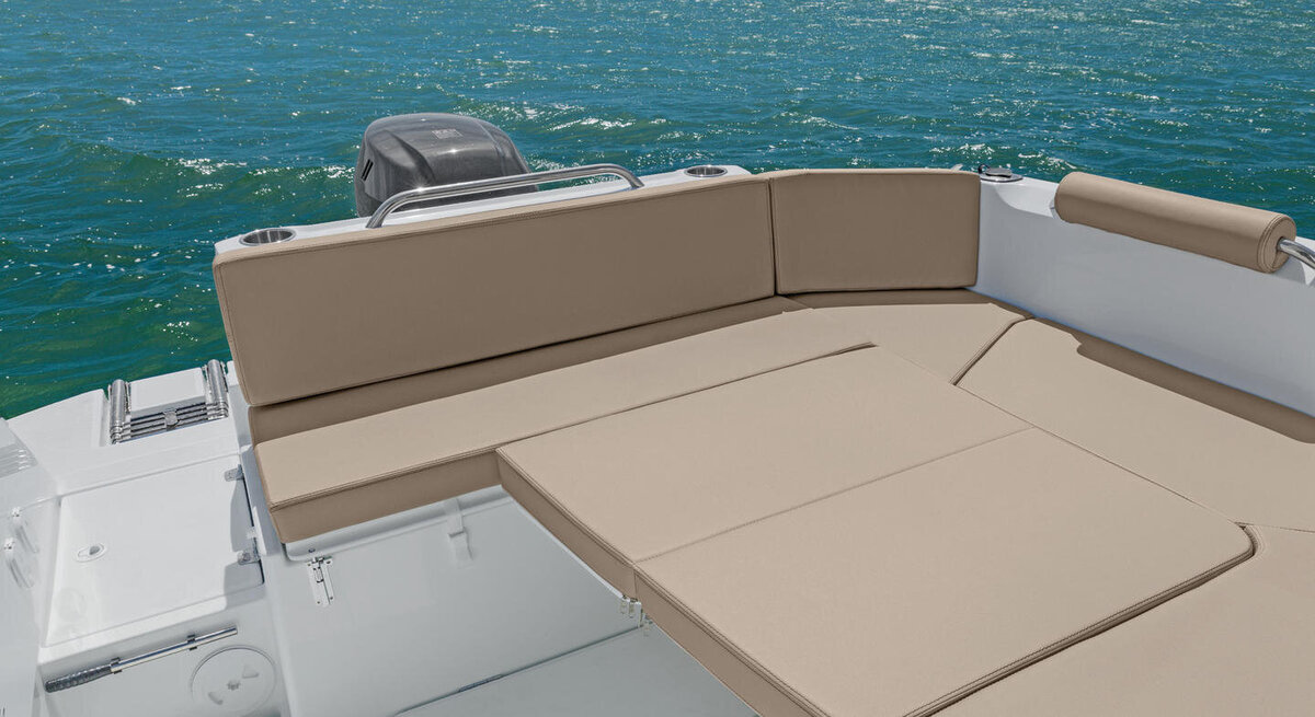 beneteau-antares-7-exterior-5