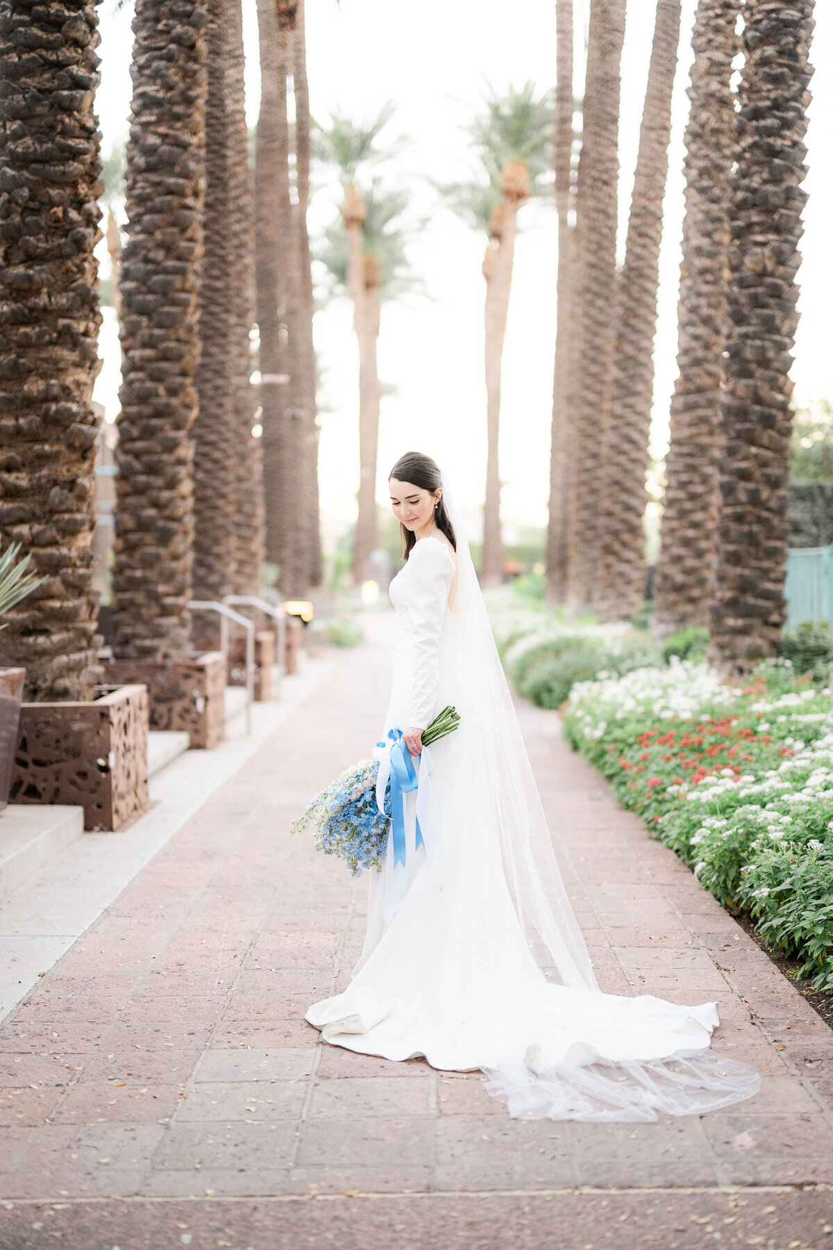 Allyson-and-Connor-gainey-ranch-at-hyatt-wedding-scottsdale-joy-and-ben-photography802