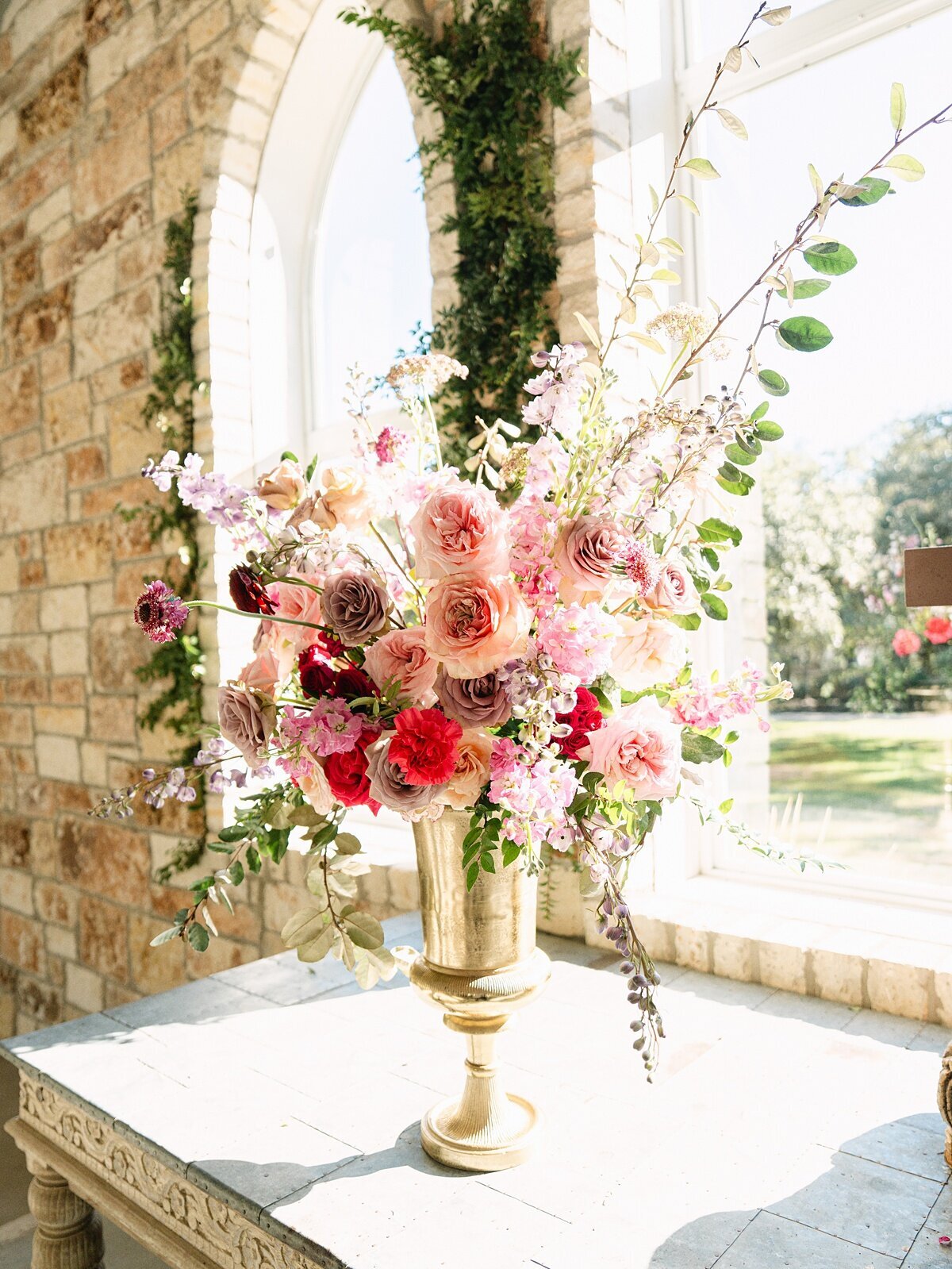 Chandelier- of-Gruene-San-Antonio-wedding_0029