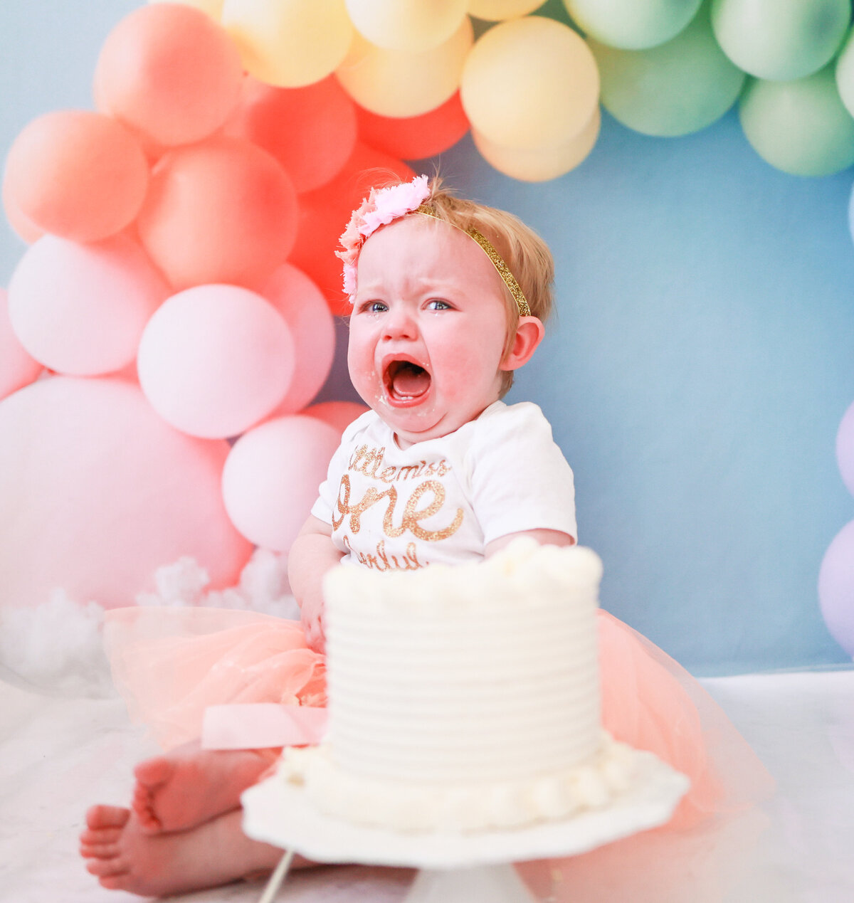 one year old birthday cake smash session in Atlanta Georgia by Amanda Richardson Photography