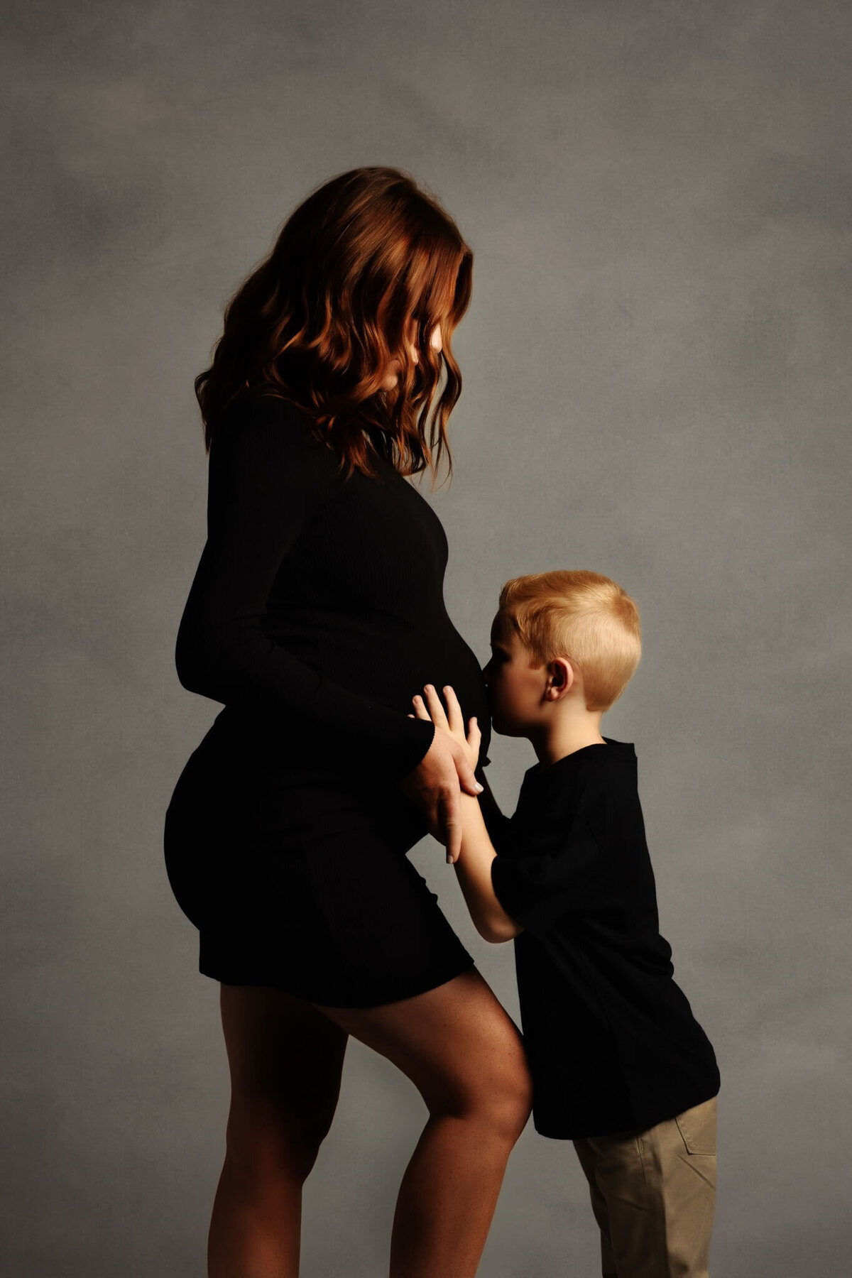 Best Motherhood photography NW Arkansas, motherhood portraits near me, mommy and me photography NW Arkansas