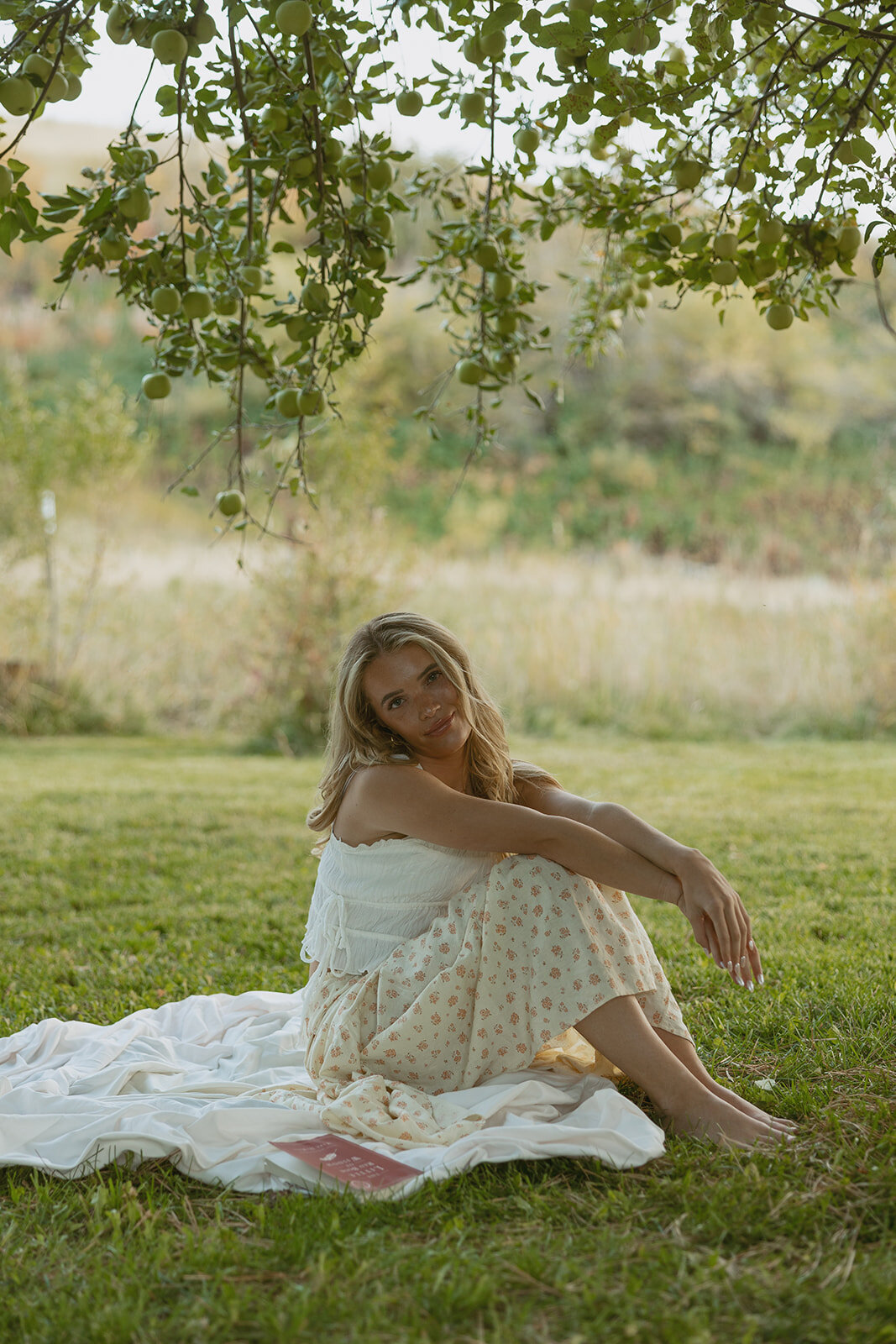 tanya-davids-photo-film-documentary-idaho-utah-oregon-washington-colorado-wedding-elopement-portrait-photographer-intention-session-apple-orchard-115