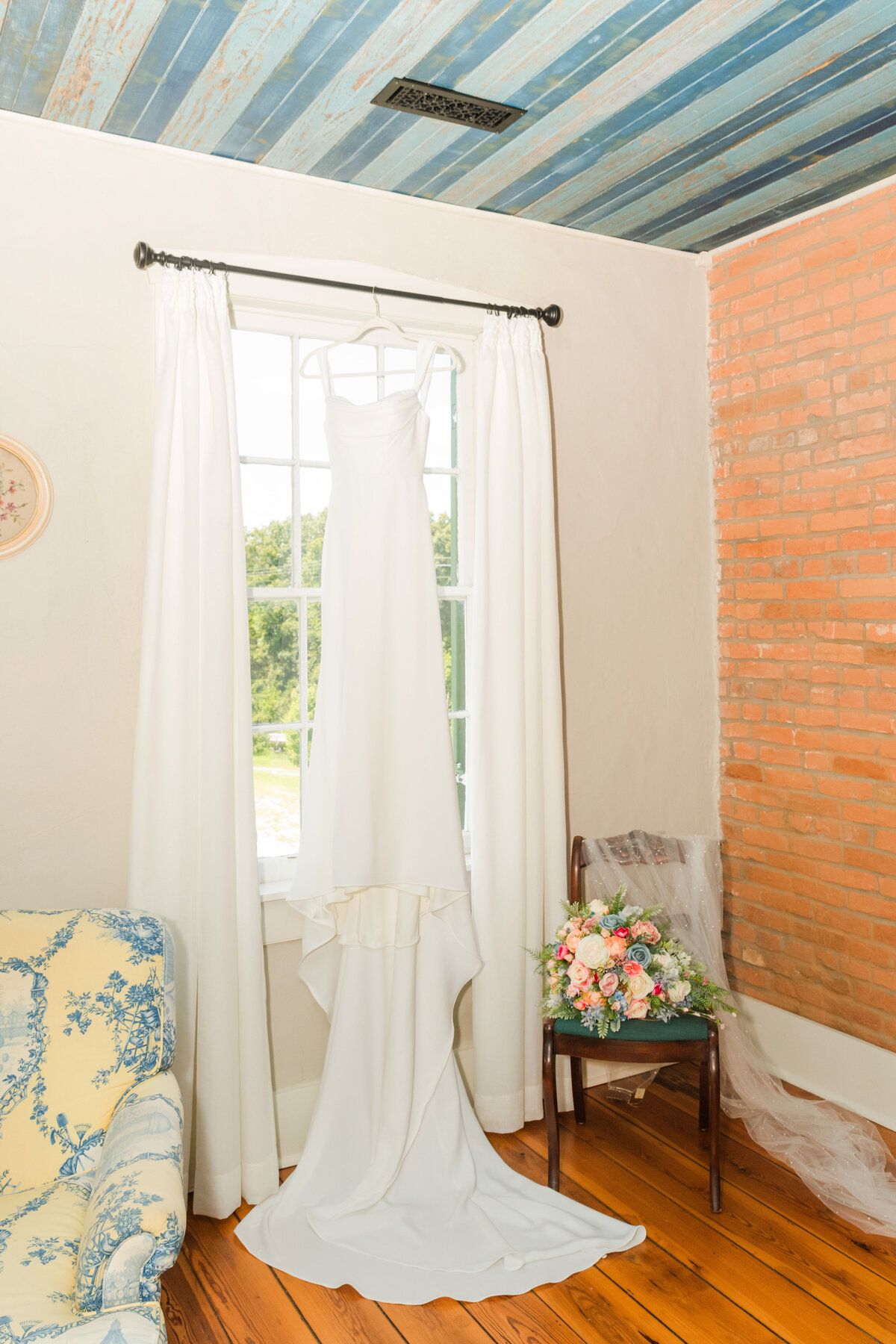 Cassie-And-Frances-wedding-Photographer-Mexico-Jefferson-City-Columbia-St.Louis-Kansas-City-Missouri-Kansas