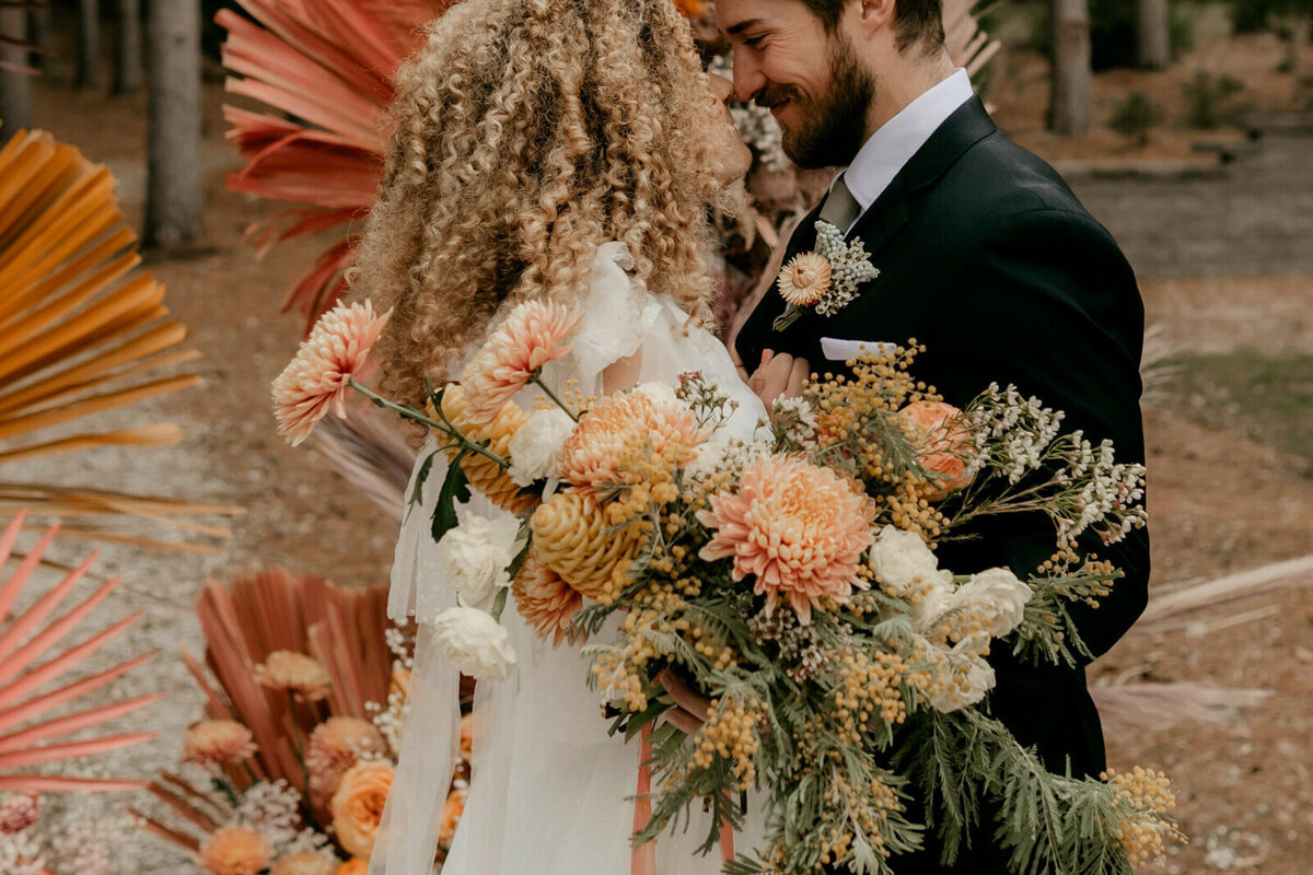boho-elopement-colorful-florals-pinewood-weddings-and-events-cambridge-minnesota-des-moines-wedding-photographer-storyteller-collective-photo-co