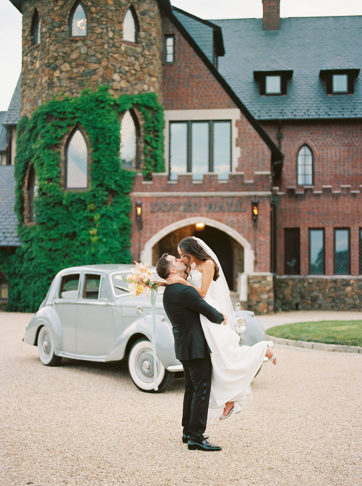 DoverHallWedding_MaddyWilliamsPhotography.jpg-36