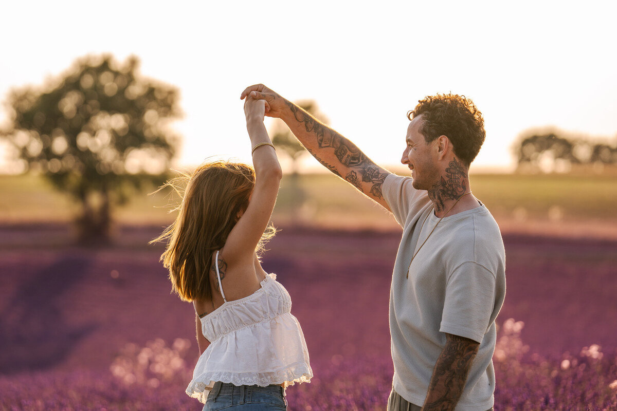 shooting-lavande-provence-couple-famille49
