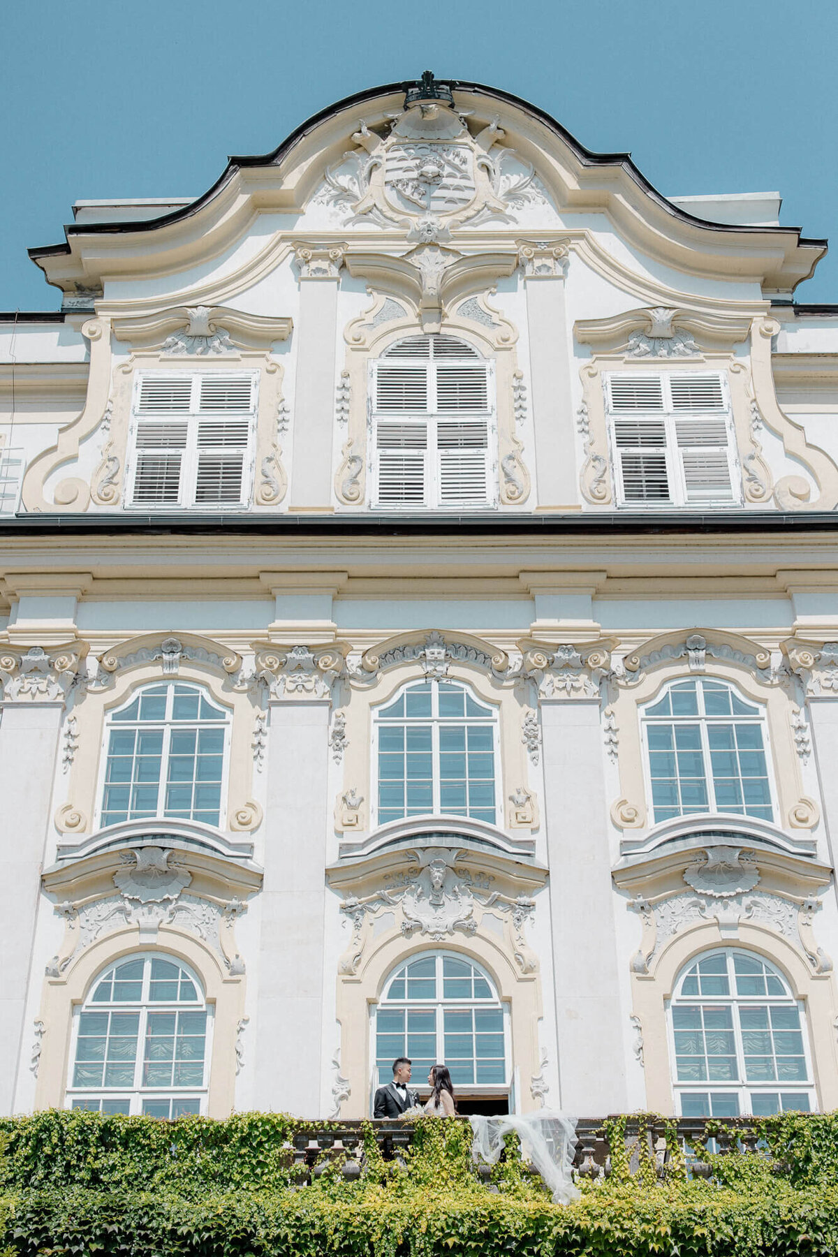 elopement-leopoldskron-palace-salzburg-31