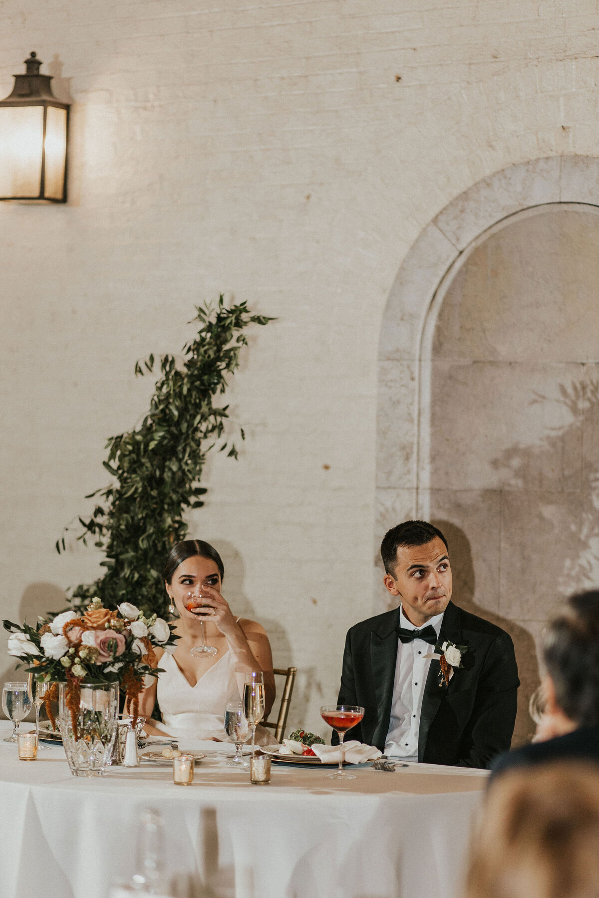 WELLING-FLORES.Wedding.EngineersClub-rcptn-97