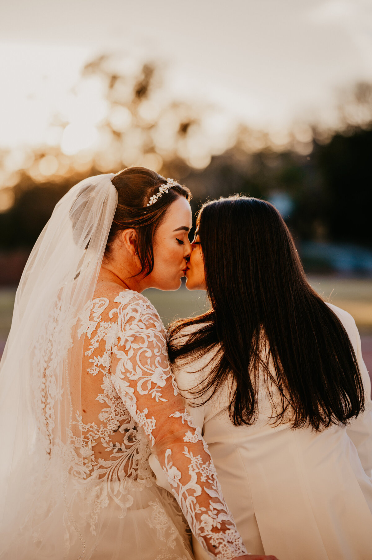 mariah-lacy-photo-whitehurst-gallery-lgbtq-elopement-chantilly-chic-celebrations-14