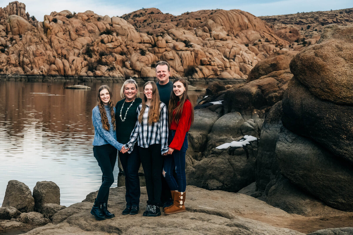 Prescott family photos feature a session at Watson Lake by Melissa Byrne