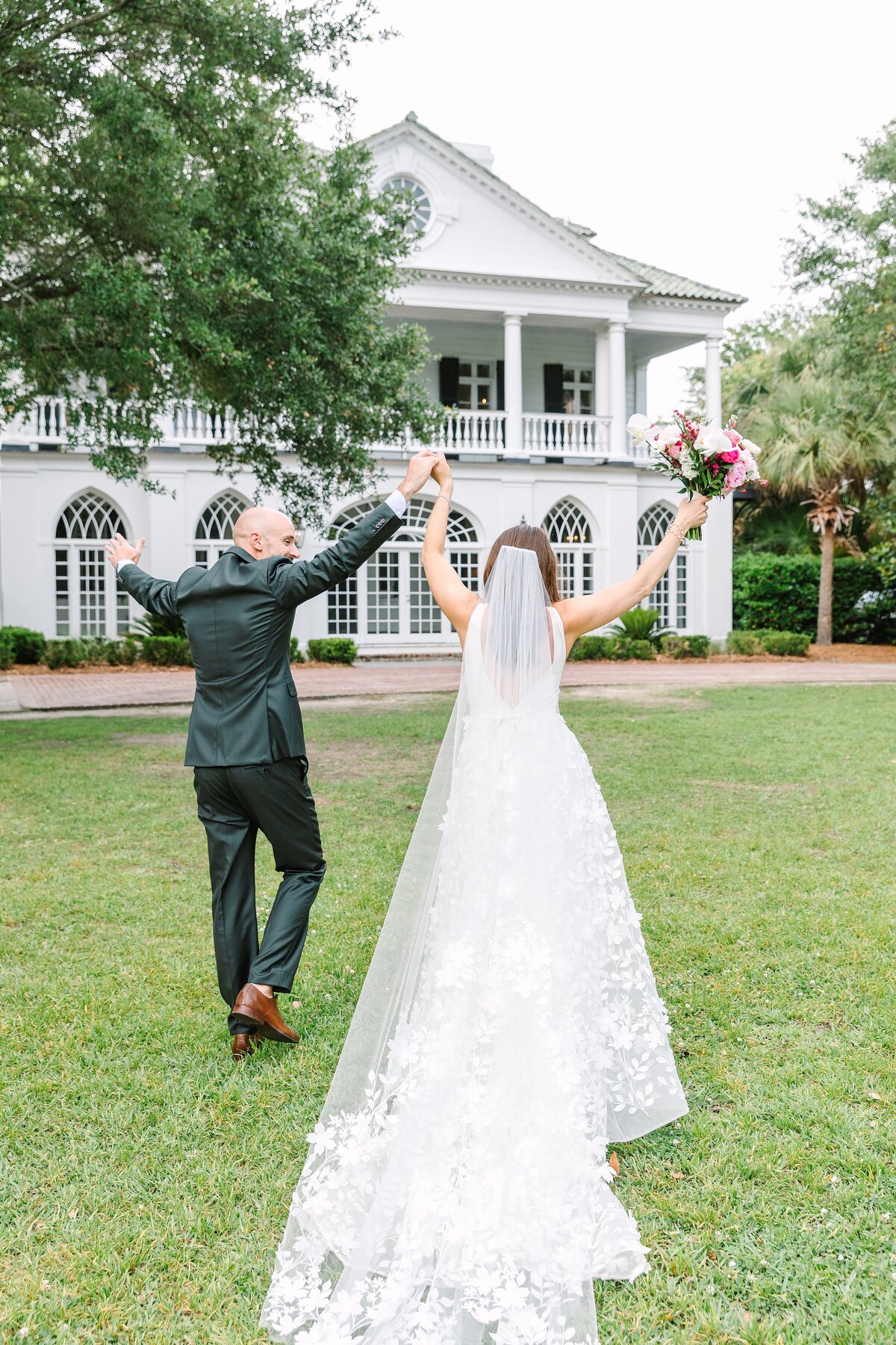 Lowndes Grove Wedding in Charleston | Dana Cubbage