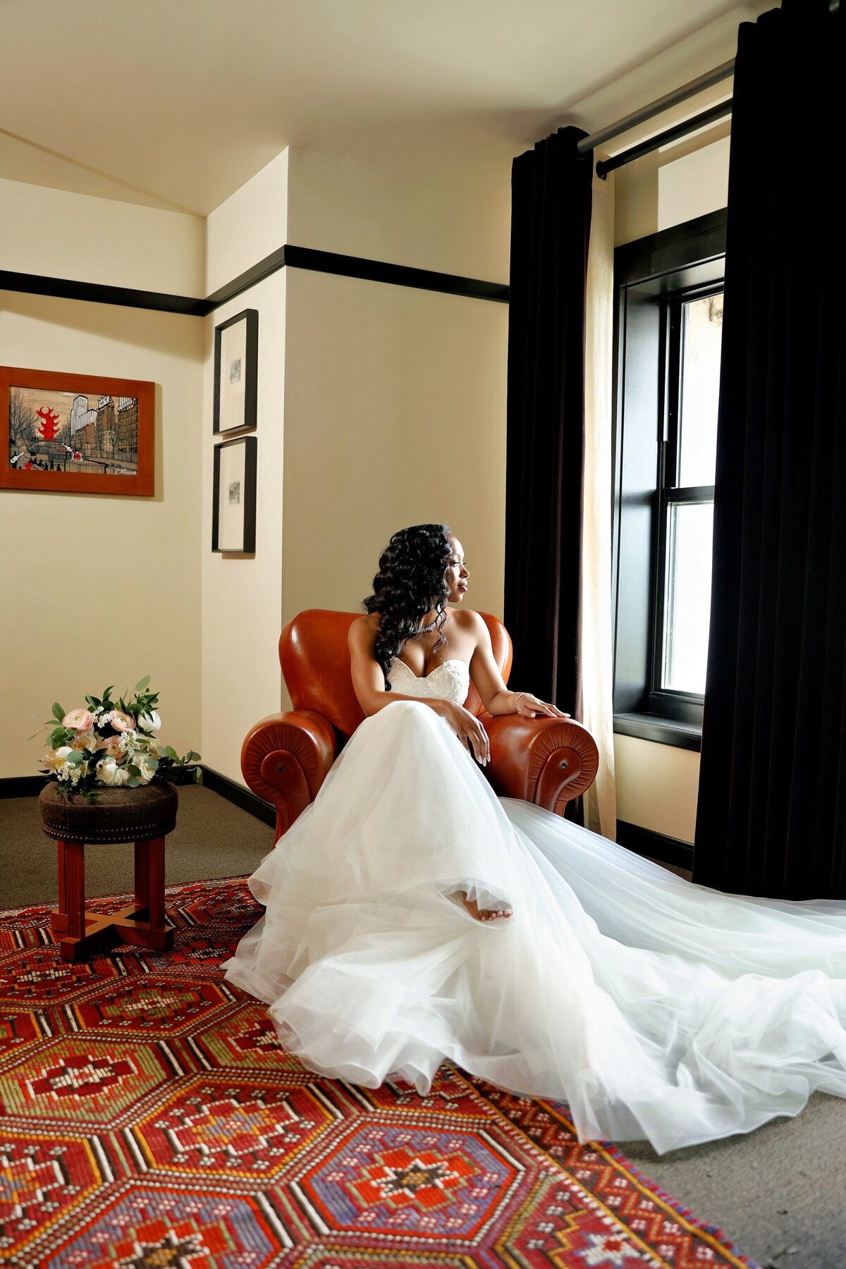Amber and Camden’s wedding at the Chicago Athletic Association Hotel, capturing elegant details.